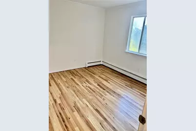 59 Weeks Avenue, Oyster Bay, NY 11771 - Photo 10