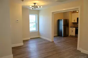 7 S Clinton St, Poughkeepsie, NY 12601 - Photo 12