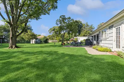 270 Opechee Avenue, Southold, NY 11971 - Photo 10