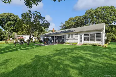270 Opechee Avenue, Southold, NY 11971 - Photo 12