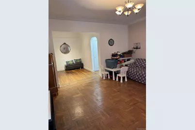 2922 Barnes Avenue #6L, Bronx, NY 10467 - Photo 6
