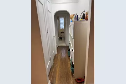 2922 Barnes Avenue #6L, Bronx, NY 10467 - Photo 4