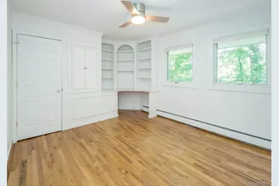 7 Southeast Road, Sands Point, NY 11050 - Photo 16