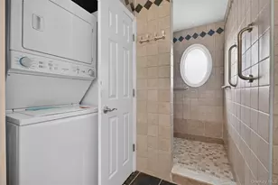 149-37 Powells Cove Blvd, Whitestone, NY 11357 - Photo 14
