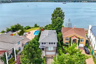 149-37 Powells Cove Blvd, Whitestone, NY 11357 - Photo 32
