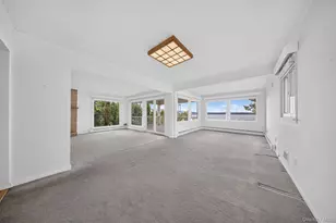 149-37 Powells Cove Blvd, Whitestone, NY 11357 - Photo 4