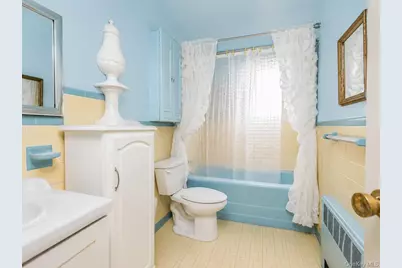 4607 Wilder Avenue, Bronx, NY 10466 - Photo 12