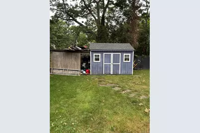 38 Vernon Avenue, Mastic, NY 11950 - Photo 16