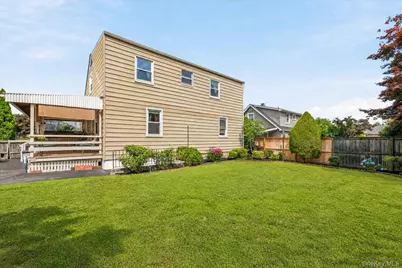 223 Croydon Road, Yonkers, NY 10710 - Photo 24