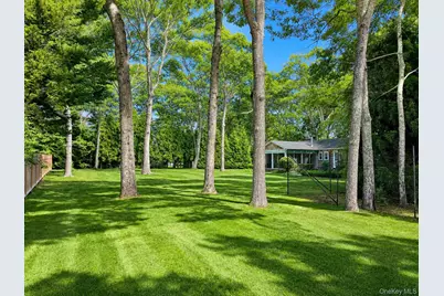 6 Holly Lane, Remsenburg, NY 11960 - Photo 8