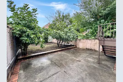 2105 33rd Avenue, Astoria, NY 11106 - Photo 22