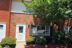 276 Temple Hill Rd, New Windsor, NY 12553 - Photo 2
