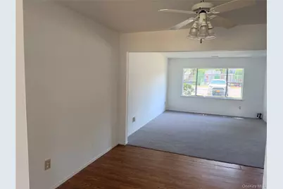 276 Temple Hill Road #906, New Windsor, NY 12553 - Photo 8