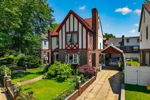 47-57 Utopia Pkwy, Flushing, NY 11358 - Photo 2