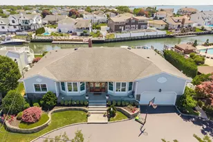 280 Bay Dr, Massapequa, NY 11758 - Photo 32