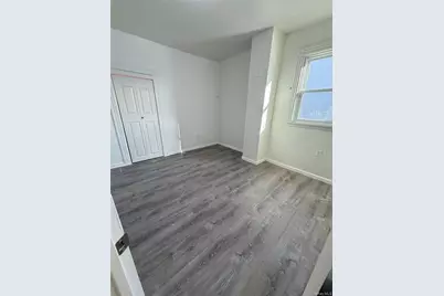 [Address not provided], Yonkers, NY 10701 - Photo 4