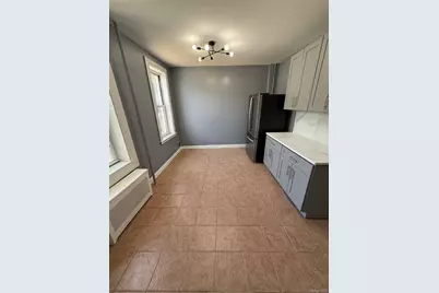 597 E 4th Street #1st Floor, Brooklyn, NY 11218 - Photo 12