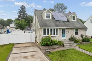 3 Hillcrest Dr, Westbury, NY 11590 - Photo 18
