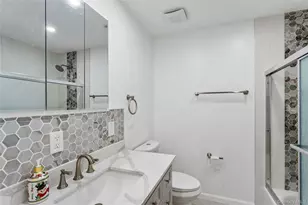 3 Hillcrest Dr, Westbury, NY 11590 - Photo 10