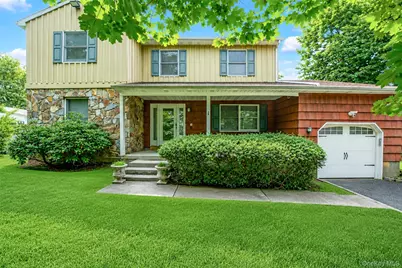 2 Berkeley Place, Sea Cliff, NY 11579 - Photo 2