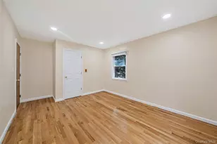 2 Berkeley Pl, Sea Cliff, NY 11579 - Photo 12