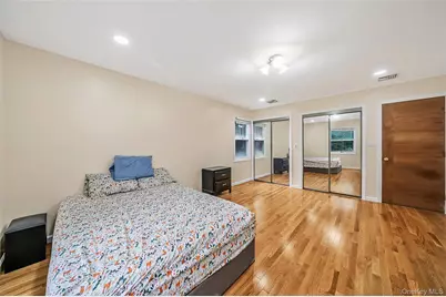 2 Berkeley Place, Sea Cliff, NY 11579 - Photo 16
