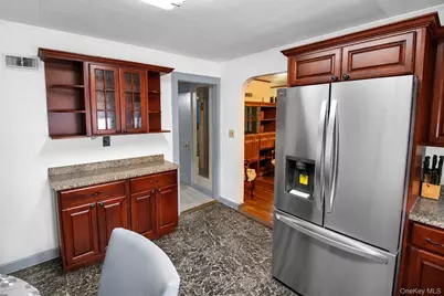 15 S Plank Road, Newburgh, NY 12550 - Photo 10