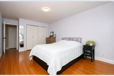 400 E 17th Street #304, Brooklyn, NY 11226 - Photo 24