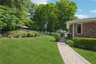 43 Viola Dr, Glen Cove, NY 11542 - Photo 28