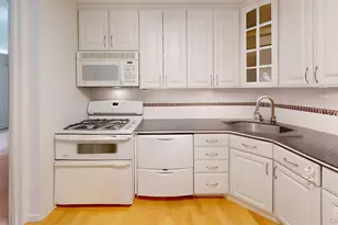 1 Bay Club Dr, Bayside, NY 11360 - Photo 14