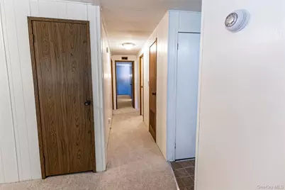 525 Riverleigh Avenue #106, Riverhead, NY 11901 - Photo 14