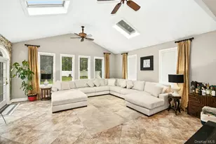 703 Lincoln Ave, Sayville, NY 11782 - Photo 12