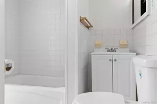21 Wendover Rd, Yonkers, NY 10705 - Photo 16