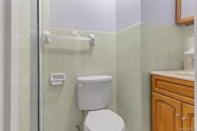 21 Wendover Road, Yonkers, NY 10705 - Photo 24