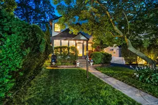 179 Scarcliffe Dr, Malverne, NY 11565 - Photo 6
