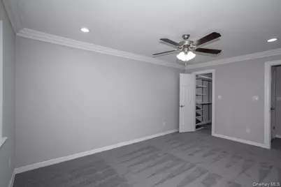 125 Westwood Drive #145, Westbury, NY 11590 - Photo 6