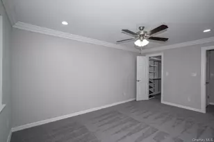 125 Westwood Dr, Westbury, NY 11590 - Photo 6