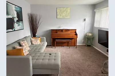11 Madison Avenue, Roosevelt, NY 11575 - Photo 14