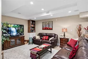 15 Barnaby Ct E, Hauppauge, NY 11788 - Photo 32
