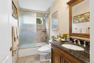 15 Barnaby Ct E, Hauppauge, NY 11788 - Photo 24