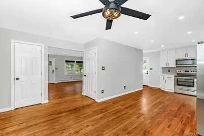 925 Liberty Street, Bohemia, NY 11716 - Photo 12