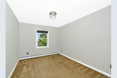 925 Liberty Street, Bohemia, NY 11716 - Photo 24