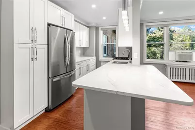 1133 Midland Avenue #2C, Bronxville, NY 10708 - Photo 4
