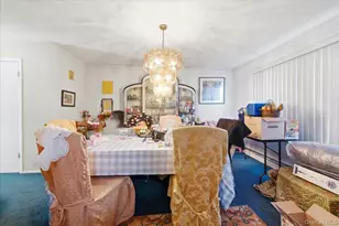 7 Apple Blossom Ln, Patchogue, NY 11772 - Photo 6
