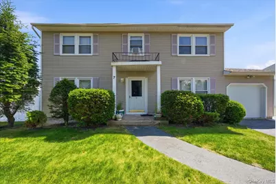 7 Apple Blossom Lane, Patchogue, NY 11772 - Photo 24