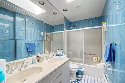 14 Laurel Place, Bethpage, NY 11714 - Photo 24