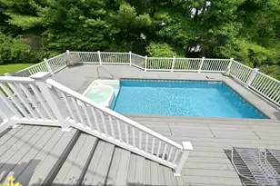 39 Upper Dr, Huntington, NY 11743 - Photo 20