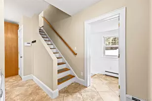 15 Pershing Ave, Locust Valley, NY 11560 - Photo 18