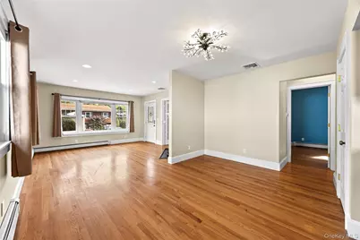 15 Pershing Avenue, Locust Valley, NY 11560 - Photo 10