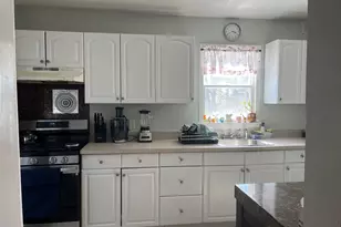 43 Second Ave, Central Islip, NY 11722 - Photo 4